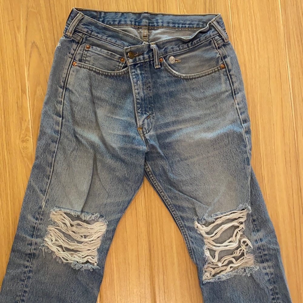 Levi criss cross vintage jeans